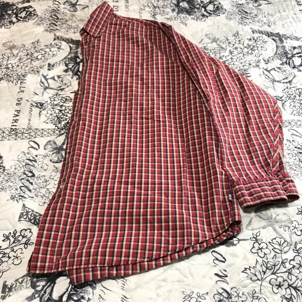 Wrangler button down shirt